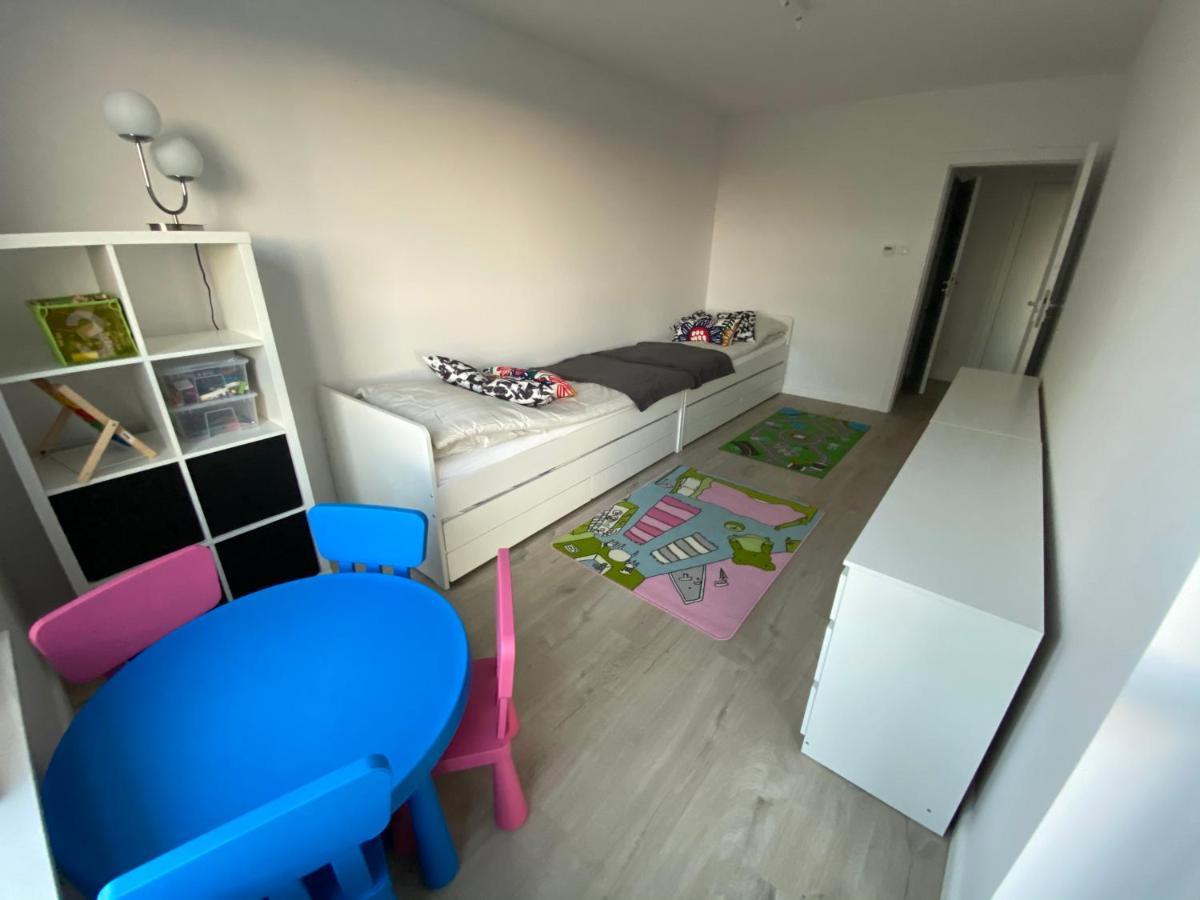 Rodzinny Apartament Platany Centrum Kołobrzeg Exterior foto